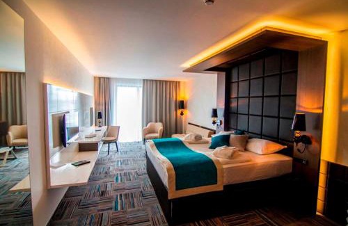 Ilidza Hotel | Elegant Hotel Hills Sarajevo Congress & Thermal Spa Resort