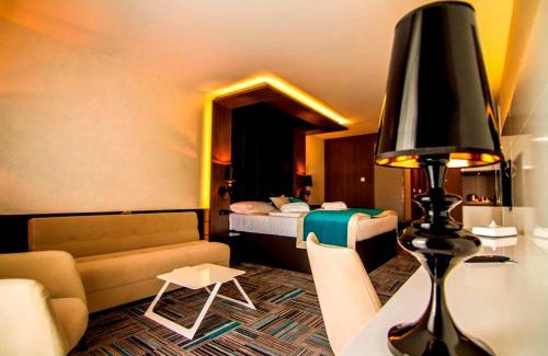Ilidza Hotel | Elegant Hotel Hills Sarajevo Congress & Thermal Spa Resort
