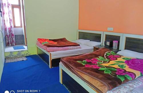 Badrinath House | Comfortable Stay at Hotel Himgiri, Badrinath with Breakfast
