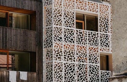 Matrei in Osttirol Hotel | Discover Hotel Hinteregger: Oceanfront Bliss Awaits You