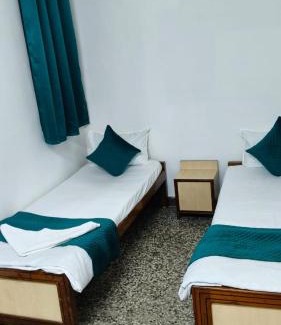Balaghat Hotel | Hotel Hirawat by Vihasta