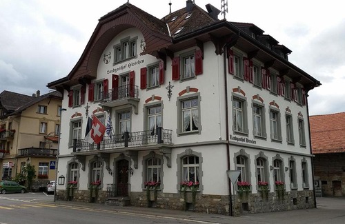 Zumholz Hotel | Pet-Friendly Hotel Hirschen Plaffeien with Great Amenities