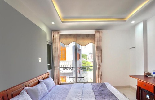 An Hai Đong Hotel | Relax at Hotel Hoàng Thịnh with Private Beach Access