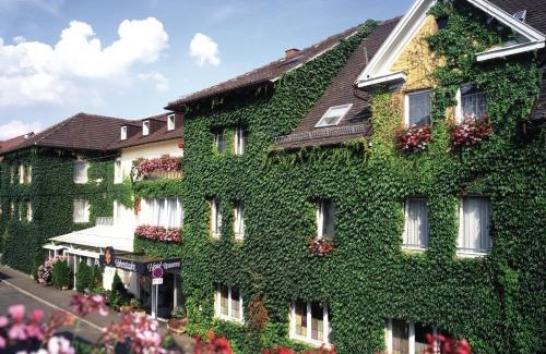 Goeppingen Hotel | Discover Hotel Hohenstaufen: Pet Friendly & Family Oriented
