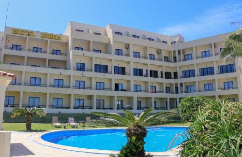 Horta Hotel | Discover Hotel Horta: 4-Star Stay with Pool & Breakfast
