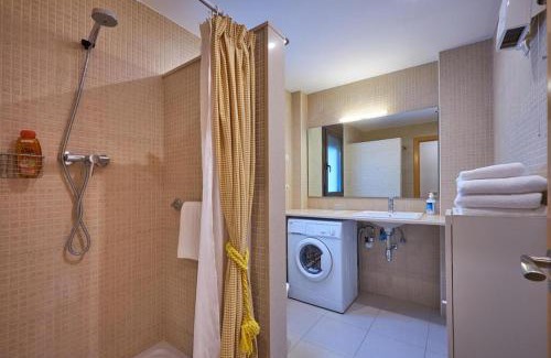 Falset Hotel | Discover Hotel-Hostal Sport: Family-Friendly with Pool