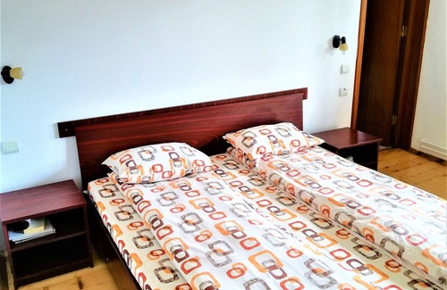 Busteni Hotel | Relax at Hotel House Bran - Pool, Spa & Ocean Views Await