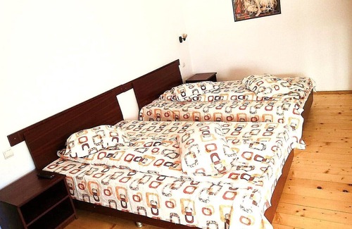 Busteni Hotel | Family-Friendly Hotel House Bran with Pool and Spa in Busteni
