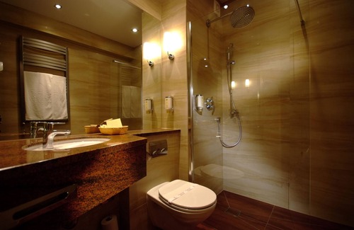 Kortowo Hotel | Discover Hotel Hp Park Olsztyn: Family-Friendly Amenities