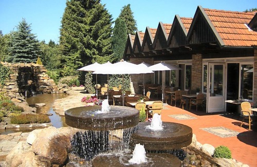 Ibbenbueren Hotel | Discover Hotel Hubertushof: Family-Friendly 4-Star Getaway