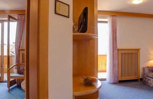 Rasa Hotel | Experience Hotel Hubertushof: Spa, Pool & Top Rated Stay