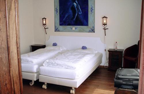 Municipality of Asten Hotel | Top-Rated Hotel Huys van Heusden with Family-Friendly Amenities