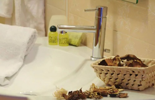 Sant'Albino Hotel | Exceptional Hotel I Due Cigni with Pool and Restaurant
