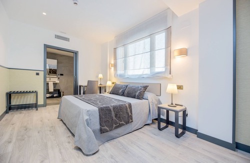 Illescas Hotel | Discover Hotel Iberum: Rated 8.6 with Spa and Family Amenities