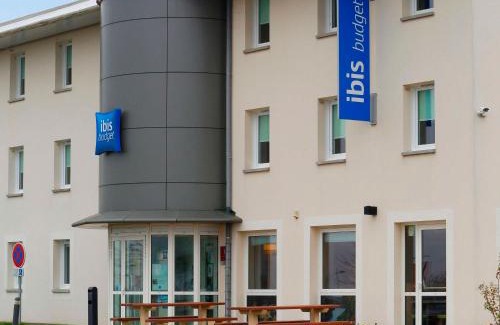 Cosne-Cours-sur-Loire Hotel | Budget-Friendly Hotel Ibis Cosne Sur Loire with Great Amenities
