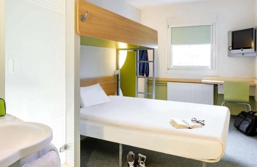 Cosne-Cours-sur-Loire Hotel | Budget-Friendly Hotel Ibis Cosne Sur Loire with Great Amenities