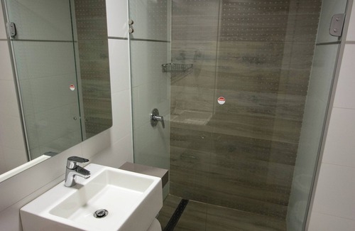 Montevideo Hotel | Discover Hotel ibis Montevideo Rambla: Family-Friendly Stay