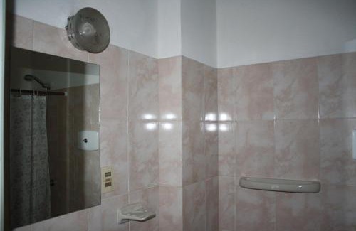 Centro Hotel | Accessible Hotel Ideal with Breakfast and Hot Tub Amenities