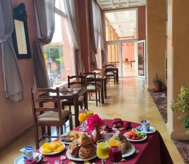 Tiznit Hotel | Discover Hotel Idou Tiznit: Pet-Friendly & Oceanfront Bliss