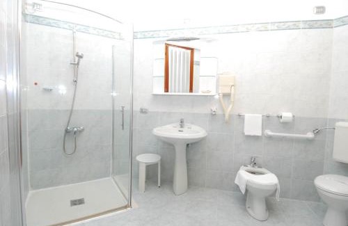 Oriago Hotel | Pet-Friendly Stay at Hotel Il Burchiello - 4 Star Rated