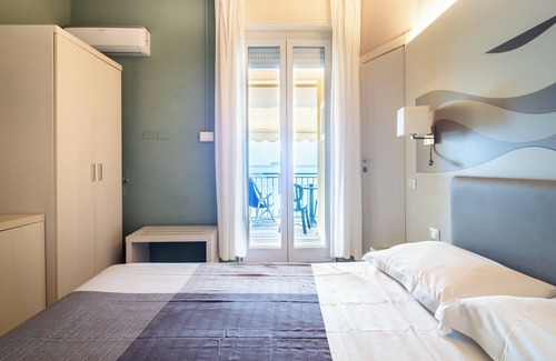 Tellaro Hotel | Cozy Hotel il Nido with Ocean View and Spa Amenities