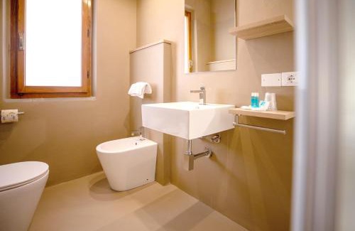 Chiessi Hotel | Beachside Hotel Il Perseo: Pet-Friendly with Ocean Views