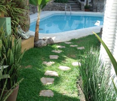 Cuernavaca Hotel | Elegant Hotel Ilebal Cuernavaca Centro with Pool & Ocean Views