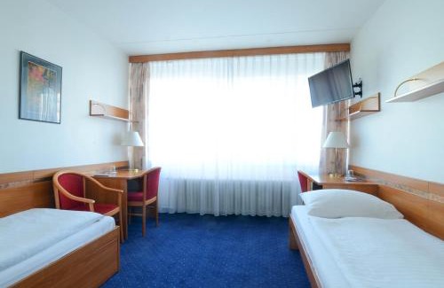 Prague 4 Hotel | Pet-Friendly Hotel ILF: Perfect for Families & Travelers