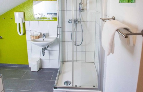 Langelsheim Hotel | Discover Comfort at Hotel Im Tannengrund with Pool & Spa