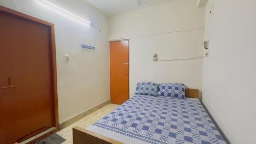 Dhaka Apartment | Guest Rated 10/10 Hotel Image Residential Near Square Hospital