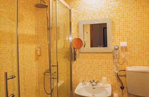 Castelo Branco Hotel | Unforgettable Stay at Hotel Império do Rei: 9.2/10 Rating