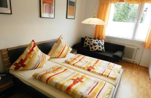 Marten Hotel | Cozy Hotel In der Meile: Pet-Friendly Stay with Breakfast