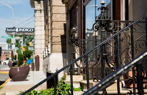 Mount Vernon Hotel | Discover Hotel Indigo Baltimore Downtown - 4-Star Excellence