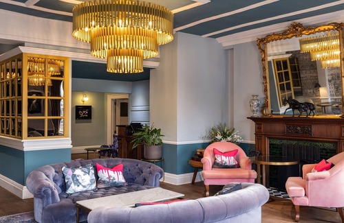 Bath Hotel | Indulge at Hotel Indigo Bath with Spa and Family-Friendly Amenities