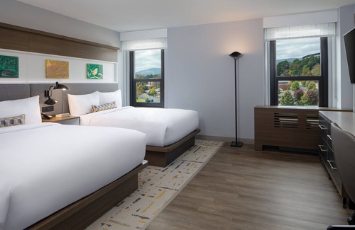 Downtown Chattanooga Hotel | Welcome to Hotel Indigo Chattanooga - Downtown: Guest Rated 9.4
