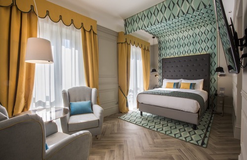 Tricolore Hotel | Stylish Hotel Indigo Milan - Corso Monforte, Rated 9.4/10
