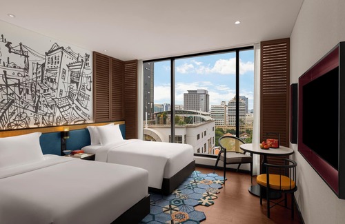 Ben Nghe Hotel | Experience Hotel Indigo Saigon: Pool, Spa & Restaurant Awaits