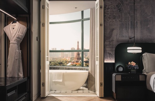 Nanshan Hotel | Discover Hotel Indigo Shenzhen: 5-Star Comfort & Amenities