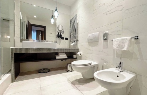Roman Quarter Hotel | Discover Hotel Indigo Turin: 4-Star Rated with Spa Amenities