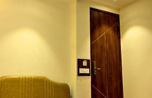 Amritsar Hotel | Discover Hotel Indus: Family-Friendly with Breakfast Included
