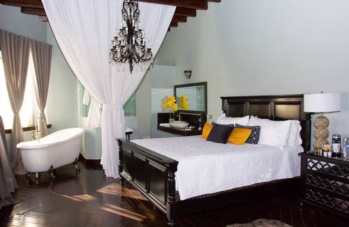Magdalena de Kino Hotel | Discover Hotel Industria: Family-Friendly Fun & Relaxation