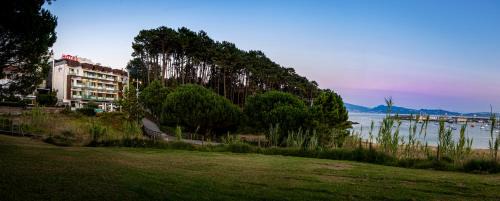Sanxenxo Hotel | Oceanfront Comfort at Hotel Inffinit Sanxenxo, Rated 8.3