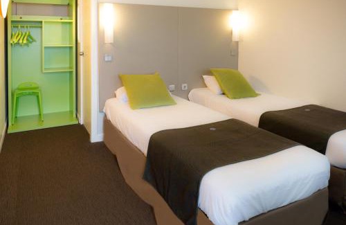 Laval Hotel | Pet-Friendly Hotel inn Design Laval with Great Amenities