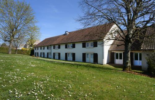 Quetigny Hotel | Discover Hotel Inn Dijon-Quetigny: Pet Friendly & Dining
