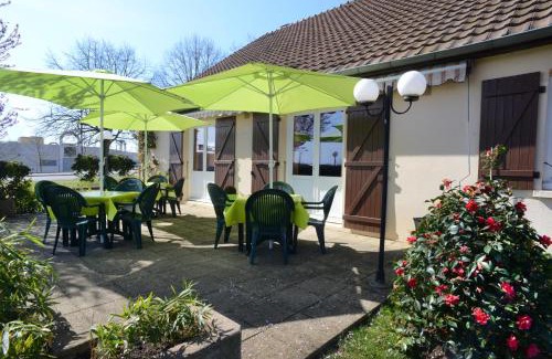 Quetigny Hotel | Discover Hotel Inn Dijon-Quetigny: Pet Friendly & Dining