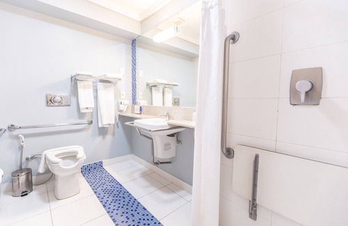 Jardim das Americas Hotel | Discover Hotel Inter Cuiabá: 4-Star Comfort with Spa & Pool