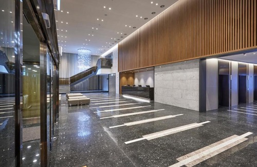 Bongmyeong-dong Hotel | Discover Hotel Interciti: 4-Star Comfort with Family Amenities
