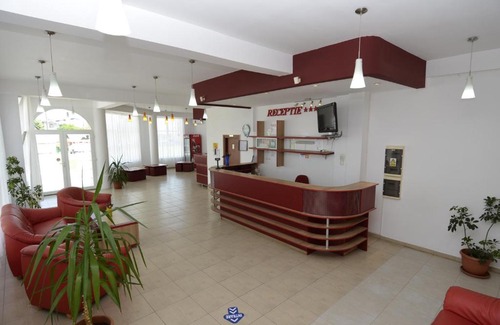 Costinesti Hotel | Hotel Intim: Guest Rated 10/10 with Family-Friendly Amenities