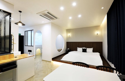 Chuncheon Hotel | Eco-Friendly Hotel Intro Chuncheon with Family Amenities