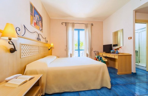 Santa Maria Hotel | Relax at Hotel Ipomea Club: Pool, Ocean View & Spa